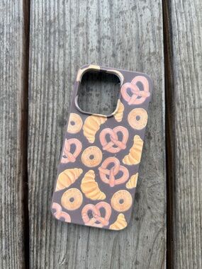 Pastry Pela iPhone 14 Pro Case